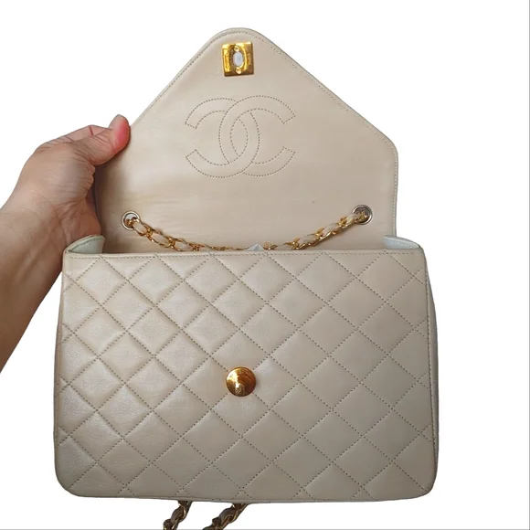 Chanel Beige Classic Quilted Matelasse Lambskin Bag - Picture 5 of 17